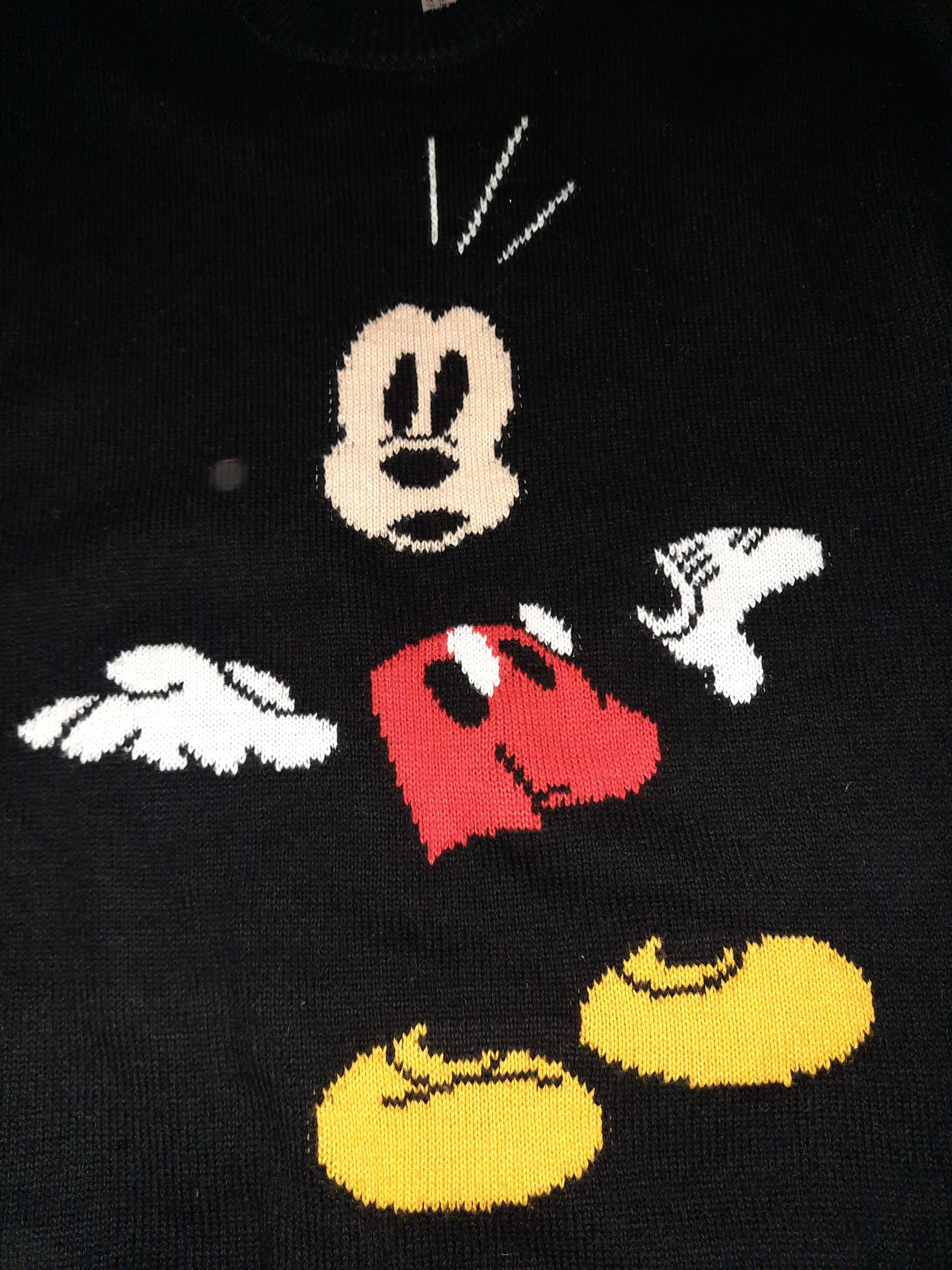 Мъжки пуловер с Мики Маус