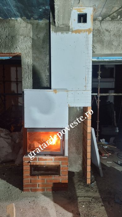 Semineu cu focar din fonta