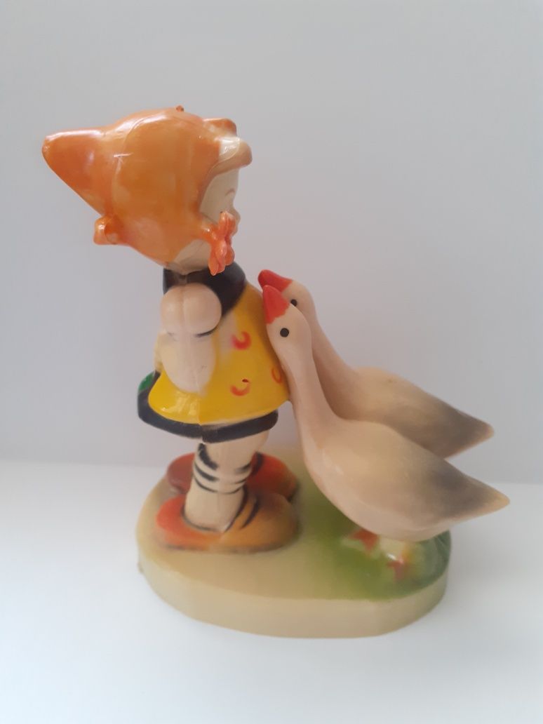 Figurina Vintage Goebel Hummell Figurine Fata cu Gastele