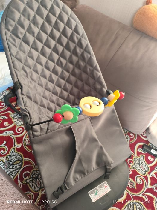 Детский  шезлонг