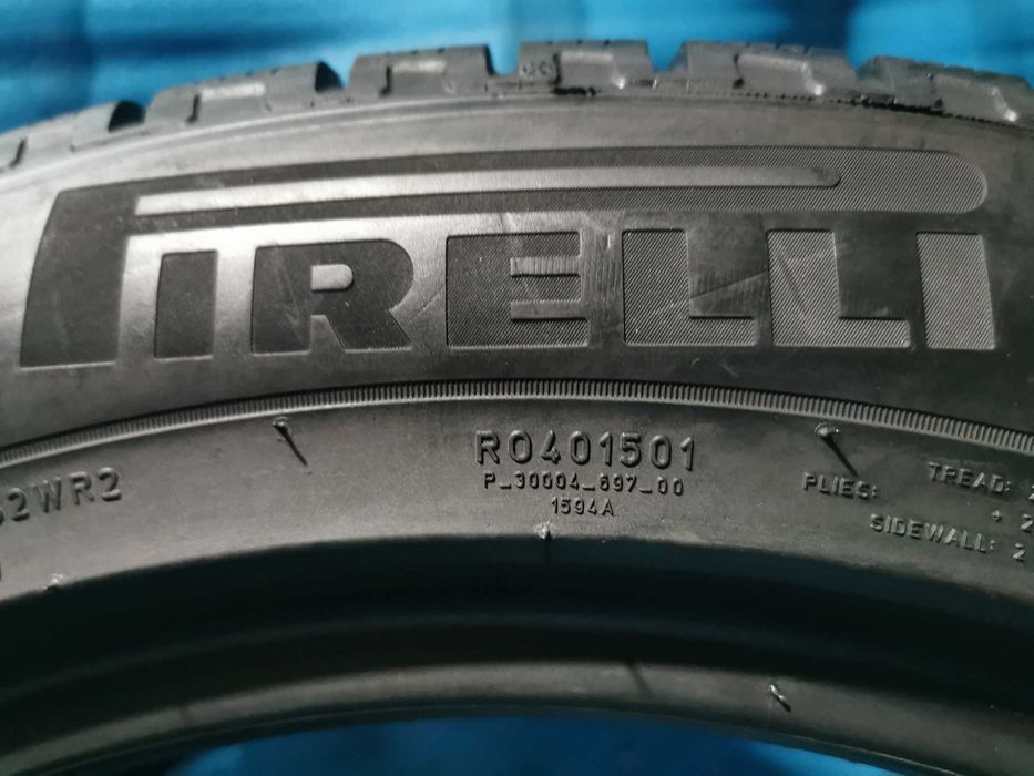 235 55 19 pirelli runflat m+s 4 buc