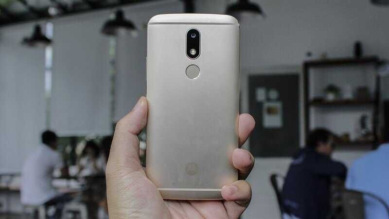 Vand telefon motorola moto M