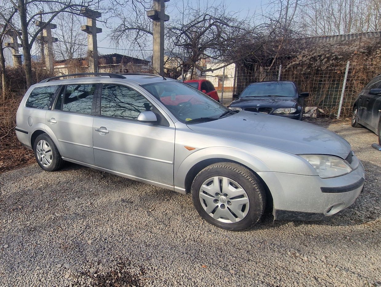 Vând Ford Mondeo