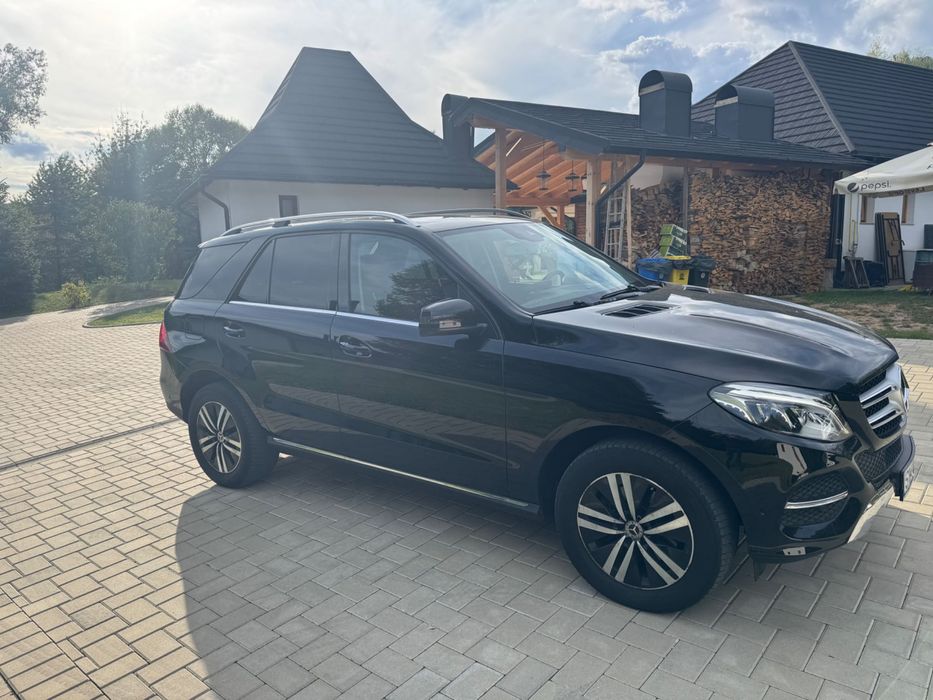 Vand Mercedez Benz GLE-250