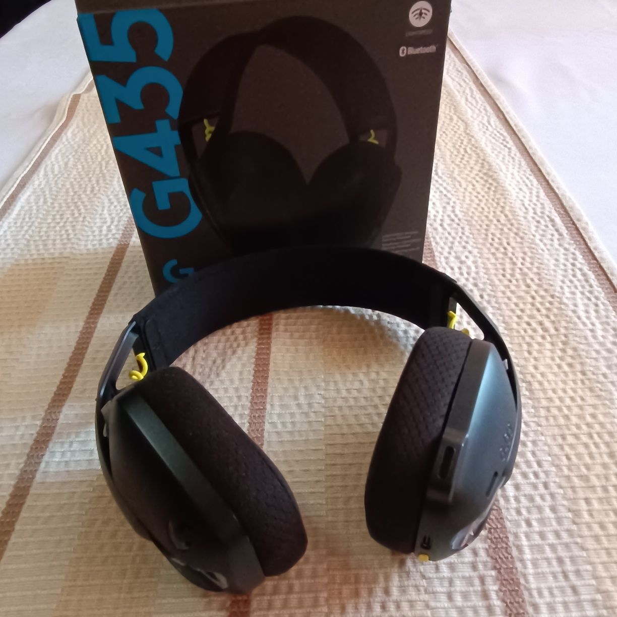 Logitech G435 gaming headphones