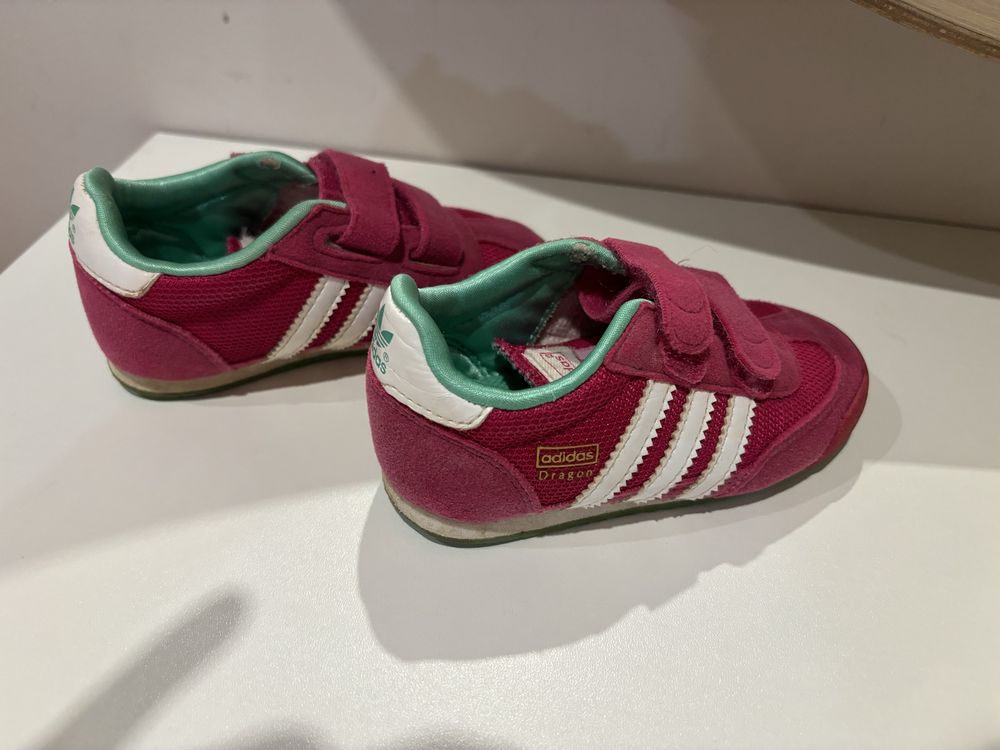 Маратонки ADIDAS