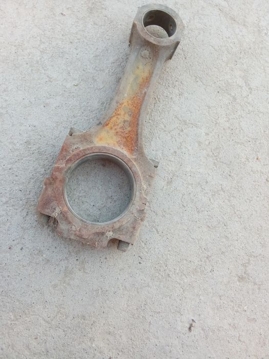 Шатун от КАМАЗА  старый образец