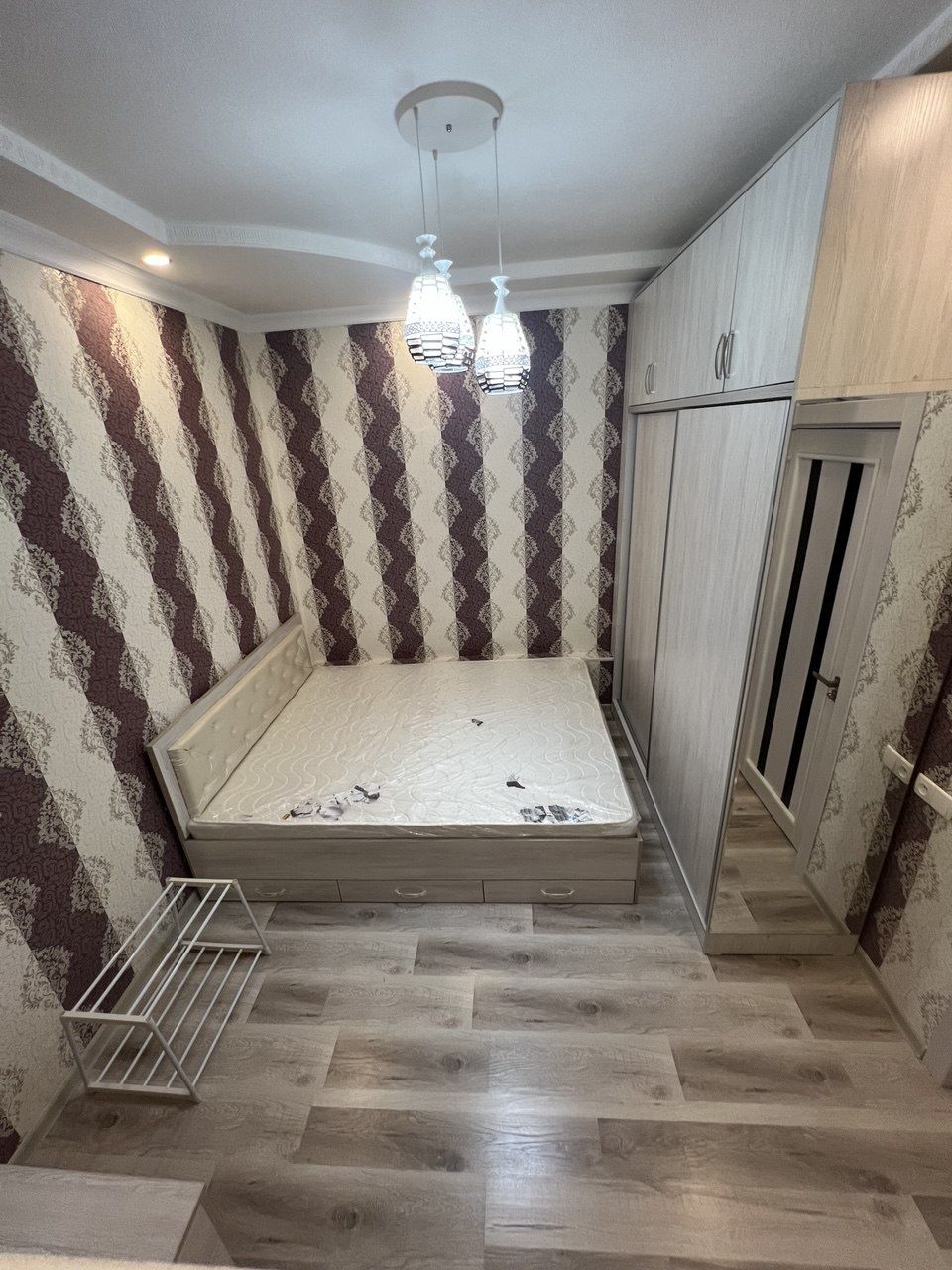 Продаётся квартира (мансарда)