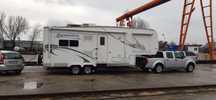 Каравана 5th Wheel Kountry Lite + автобил пикап Nissan Navara 2011