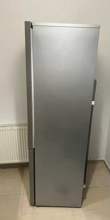 Frigider BEKO Neofrost