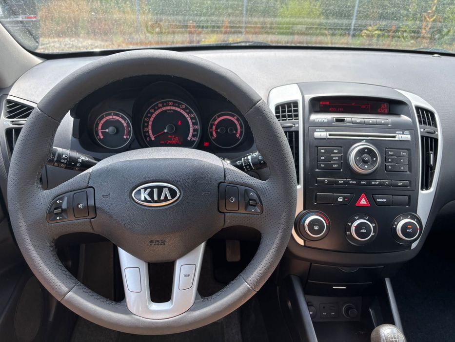Kia Ceed 1.4 Benzină Rate Garanție