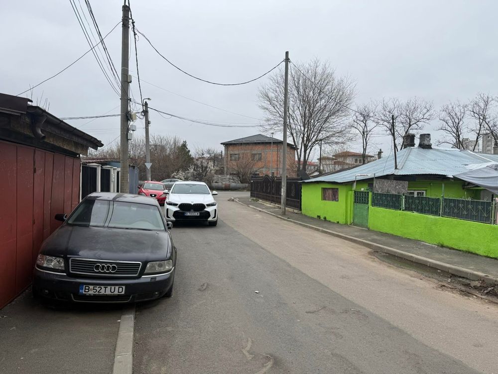 Casa de vanzare si Teren Sector 5 , intrarea Daia nr 3