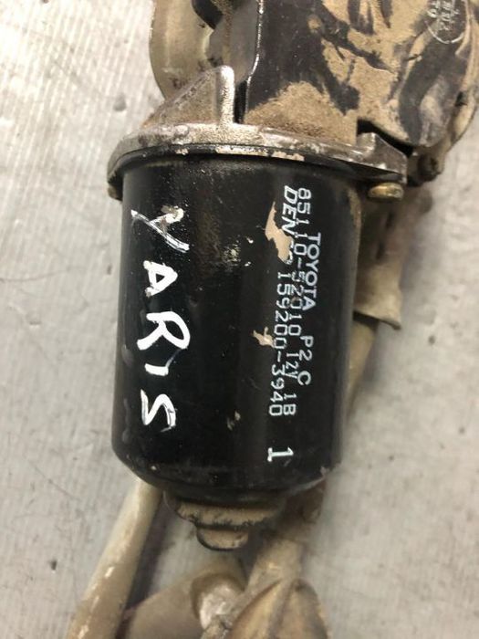 Ansamblu stergatoare motoras toyota yaris 1999-2005