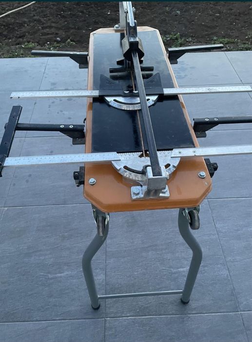 Masina de taiat gresie cu picioare