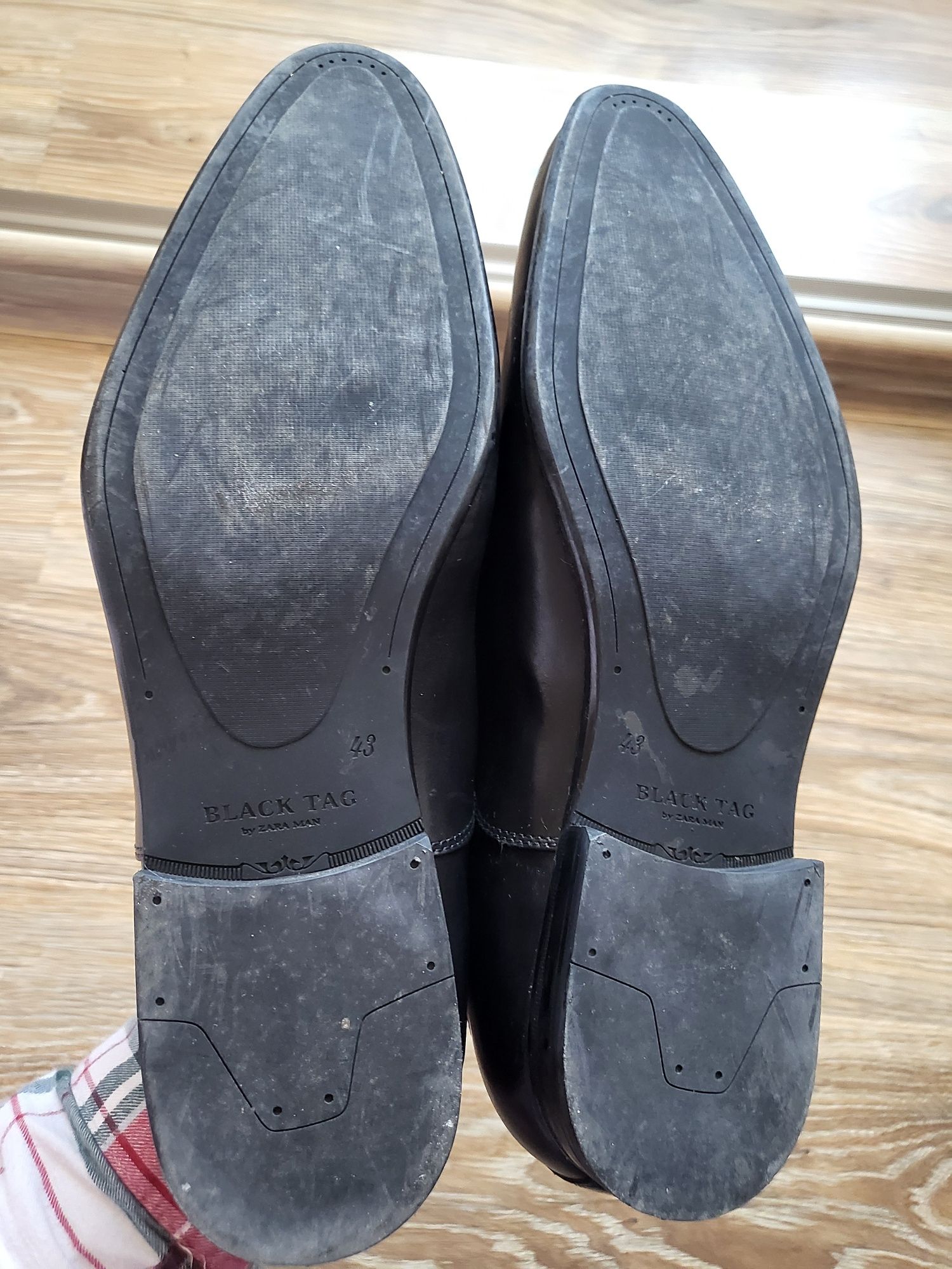 Pantofi Zara marimea 43
