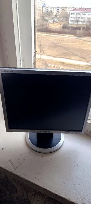 Монитор syncmaster