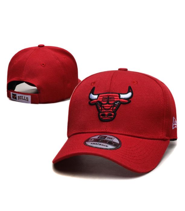 NBA / NHL snapback New Era