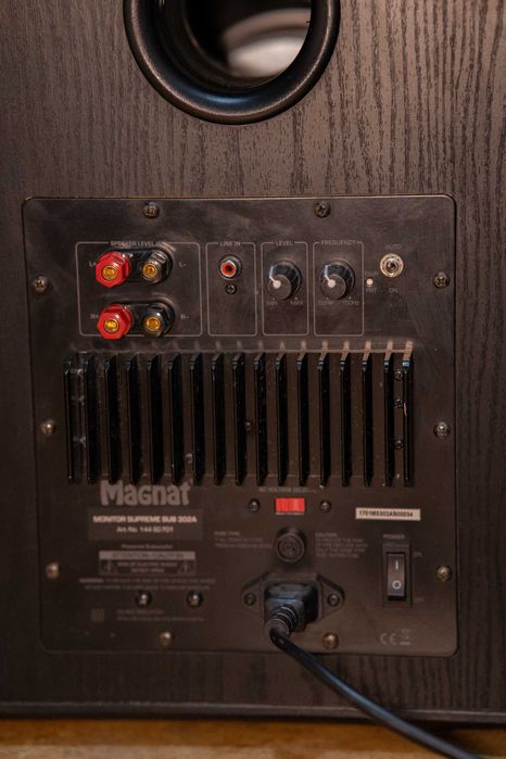 Magnat monitor supreme sub 302a 12" активен субуфер