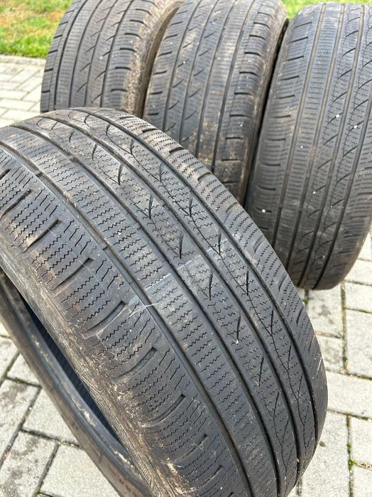 4 anvelope de iarnă Rotalla Ice-Plus S210 235/60/R16