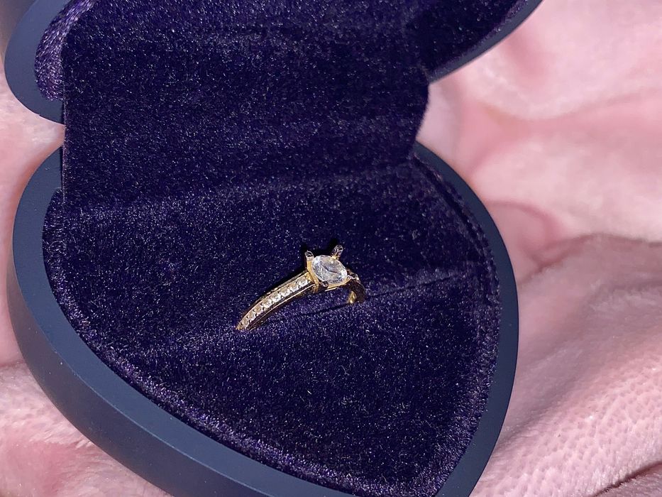 vând inel aur 585, marimea 7(us)