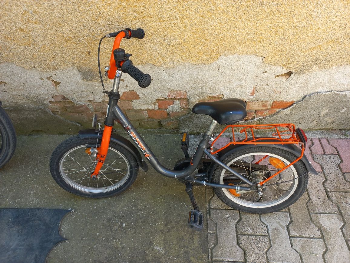 Vând biciclete copii