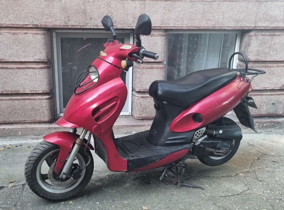 Vand scuter GoPop