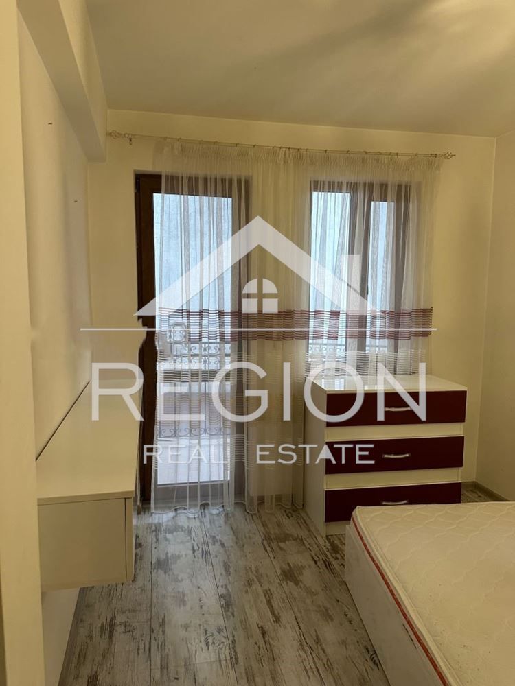 Дава се под наем Тристаен апартамент в Пловдив, Център - 90 кв.м за 450 € - Снимка #10