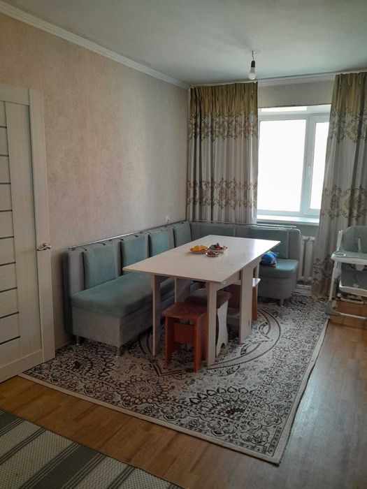 Продается  2-комнатная квартира на КСК переделана из 3-х ком