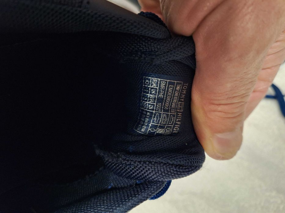 Чисто нови мъжки обувки Tommy Hilfiger