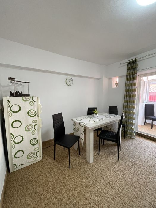 De inchiriat apartament cu 2 camere in Drăgășani