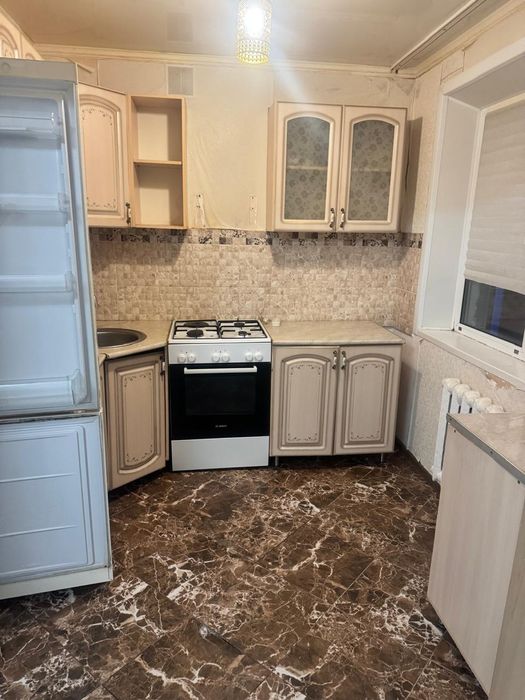 Продается 3-комн (3-50, 1 эт)