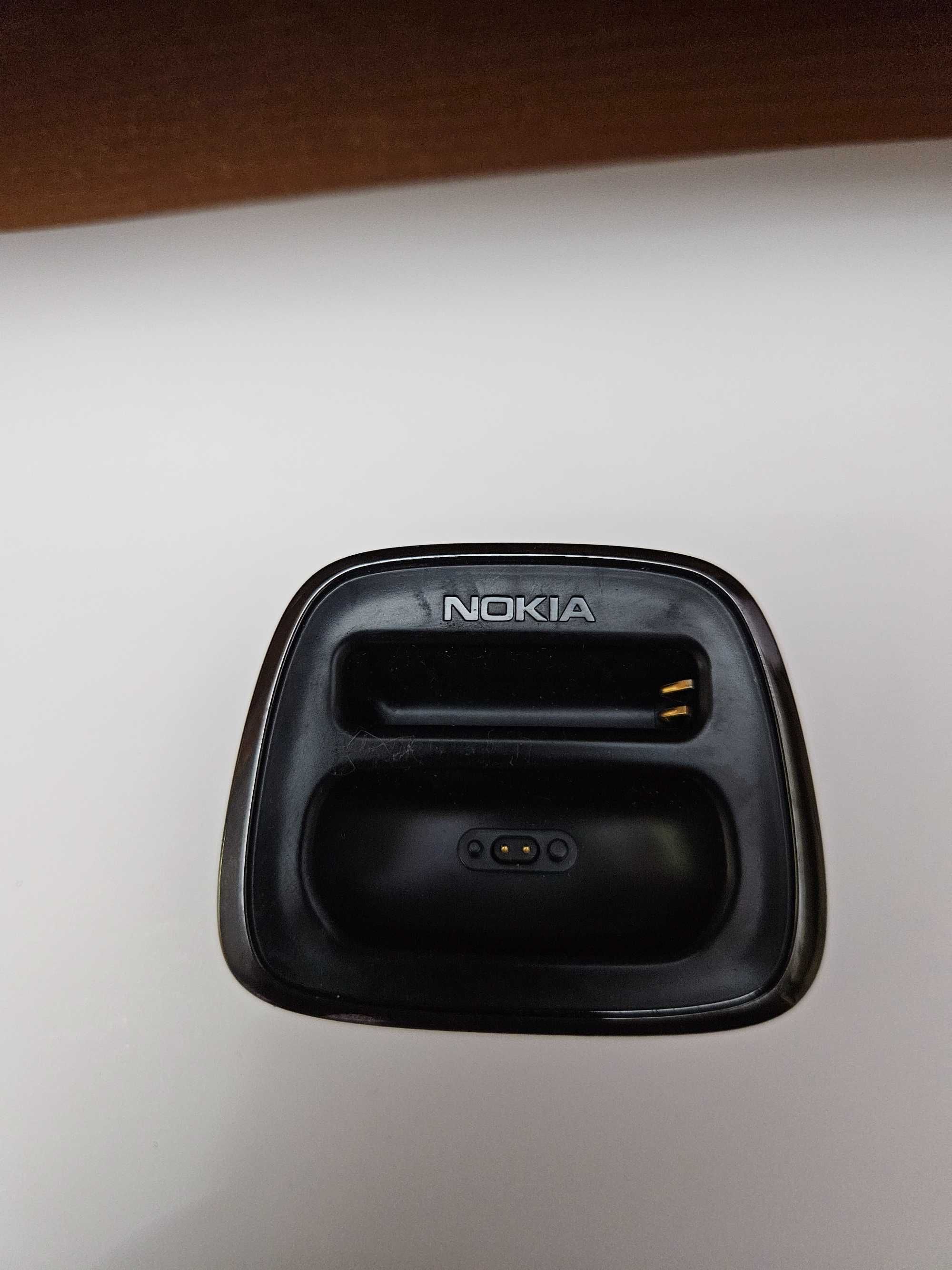 Эксклюзивная зарядка на NOKIA 8800.