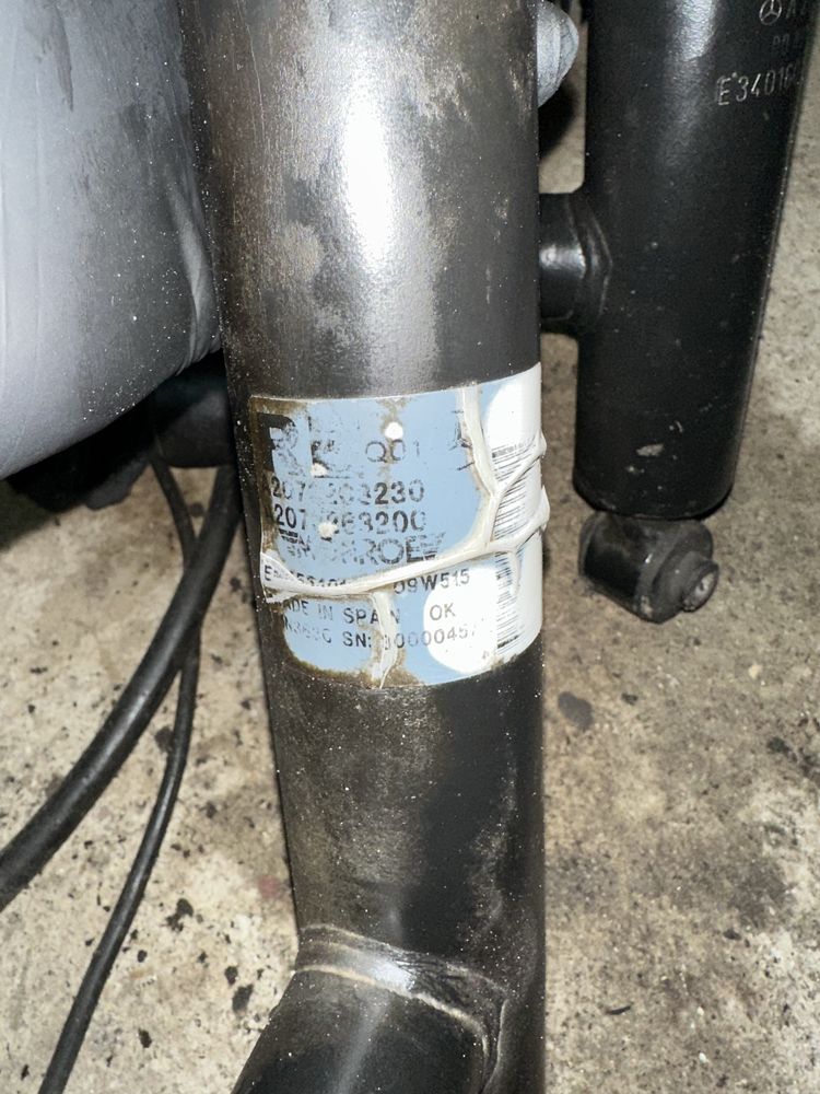 Задни Амортисьори Mercedes w207