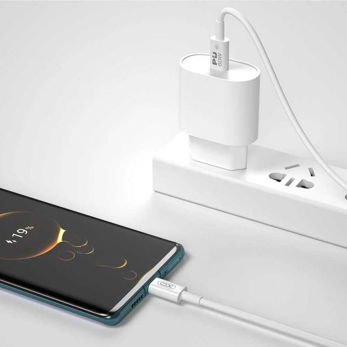 Cablu USB-C la USB-C 60W cu iPhone 15/16/17 încărcare rapidă