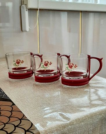 Чайные стаканы со съемными ручками