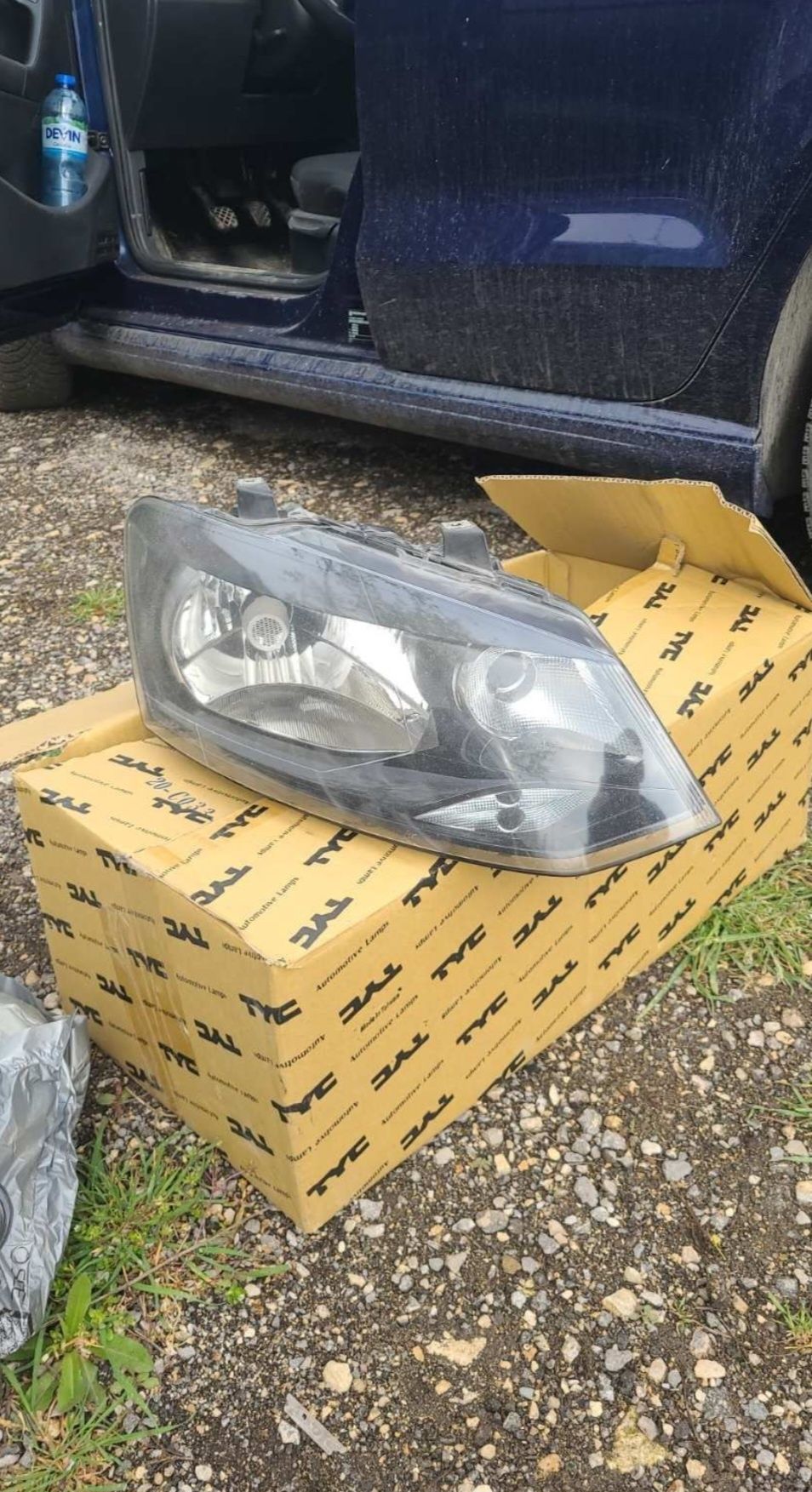 Десен фар Valeo + халогени VW Polo 2010-2015
VW polo 2010-2015