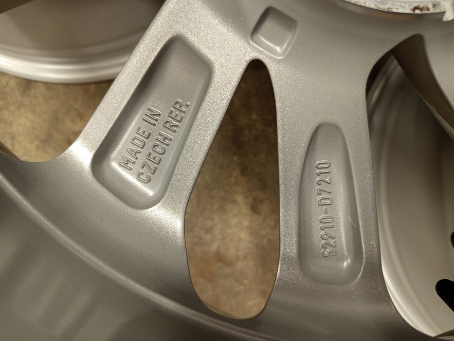 17" Hyundai I30 Kona Tucson Оригинални Джанти+Датчици 5x114,3