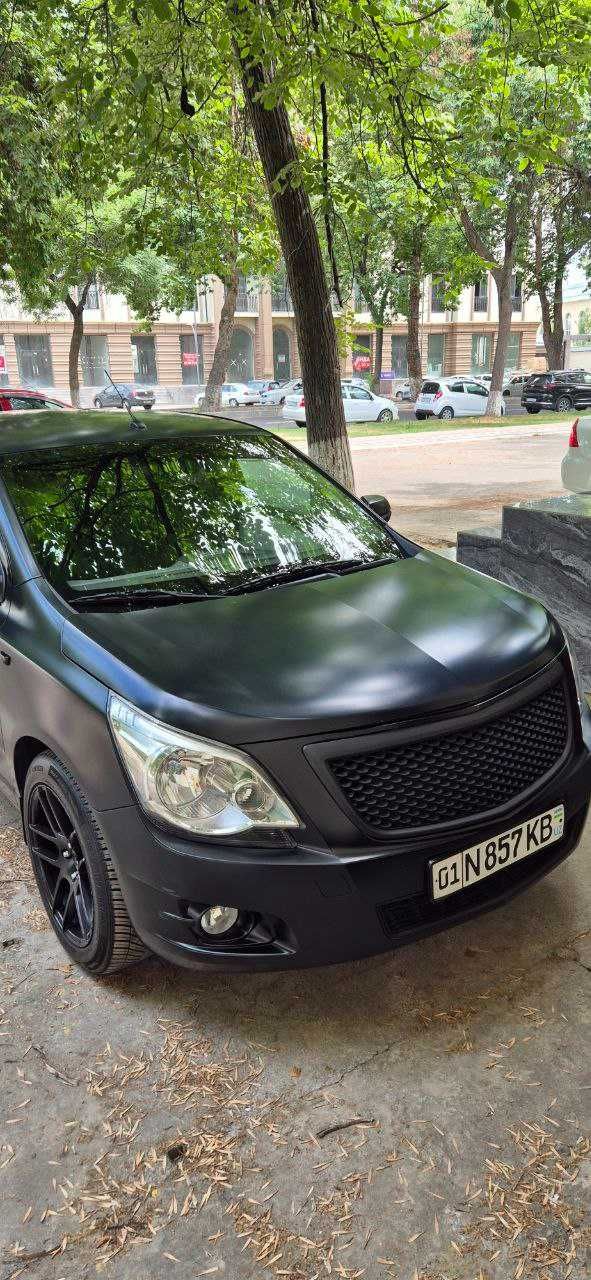 Продаю Chevrolet cobalt матовый краска завод