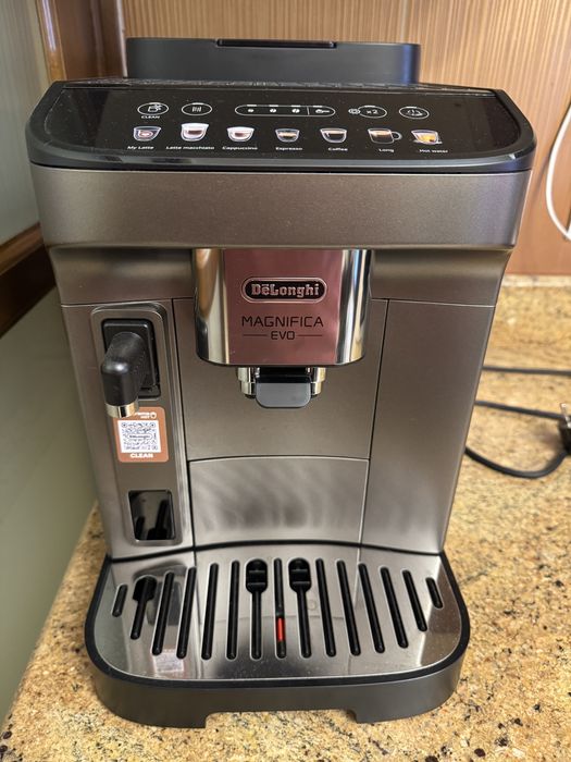 Espressor automat DeLonghi Magnifica Evo