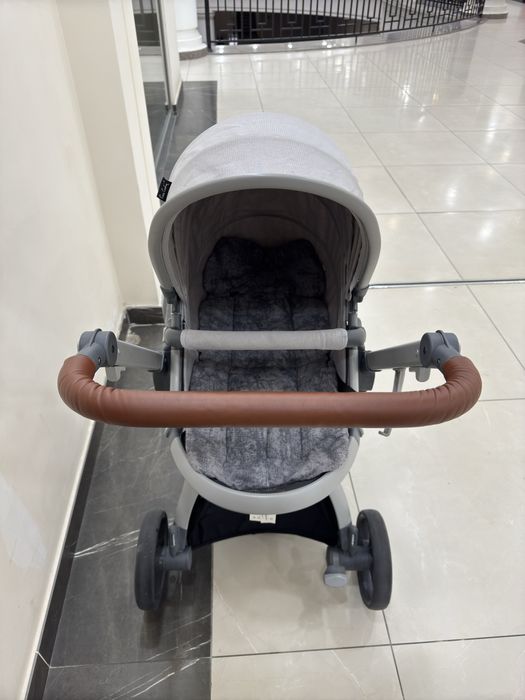 bolalar aravachasi kolyaska holati juda yaxshi