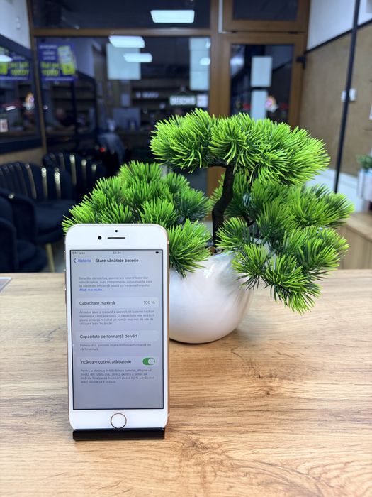 iPhone 8 Gold 64Gb - Sanatate baterie 100% - Garantie