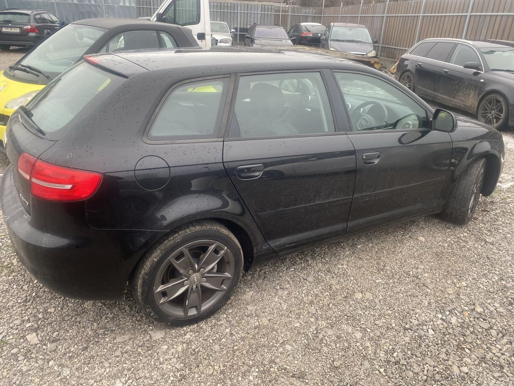 Audi A3 8p 2.0tdi facelift на ЧАСТИ, Ауди А3