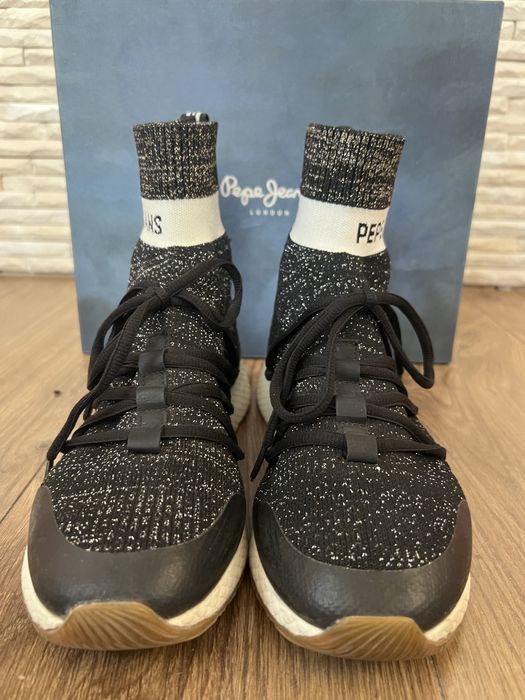 Pepe Jeans London обувки Koko с плетен чорап #40