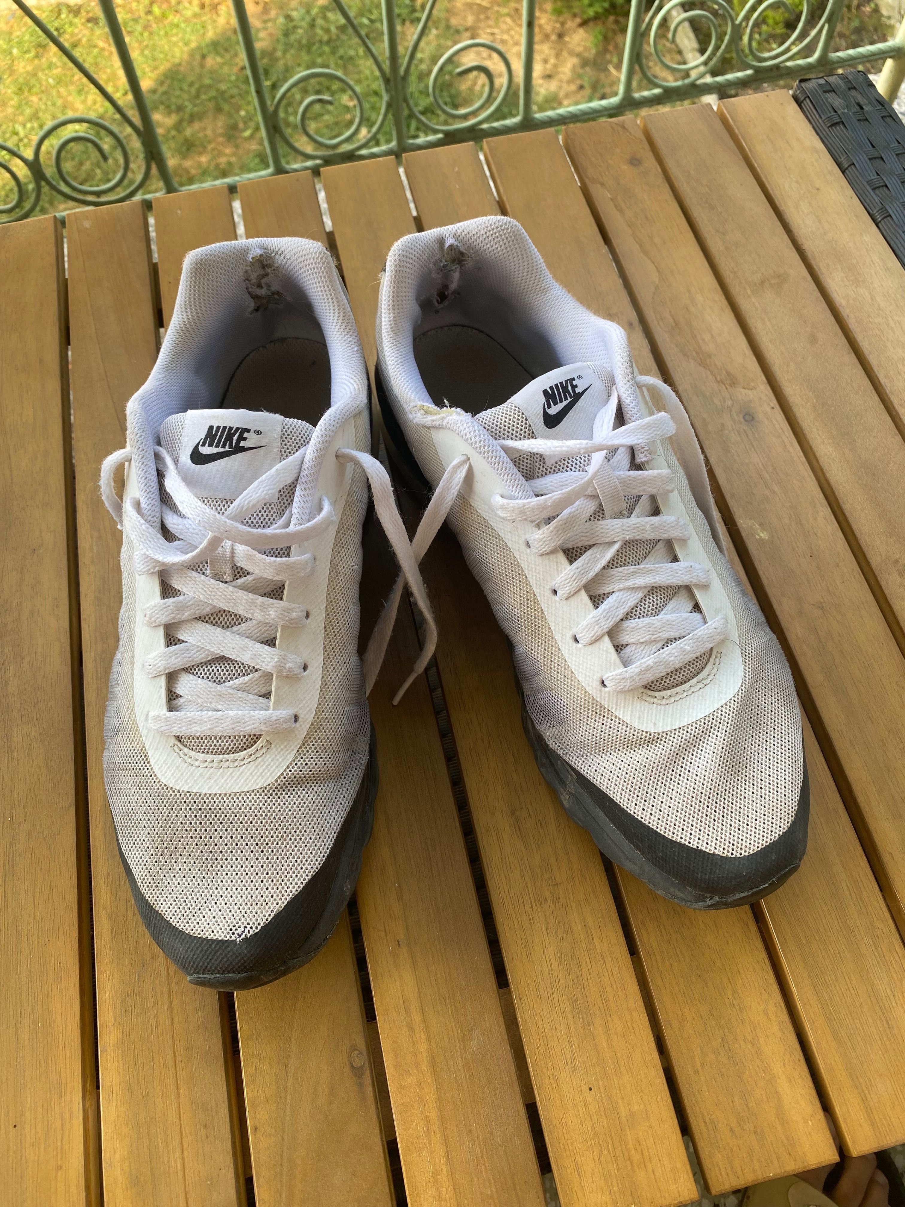 Маратонки  Nike 44