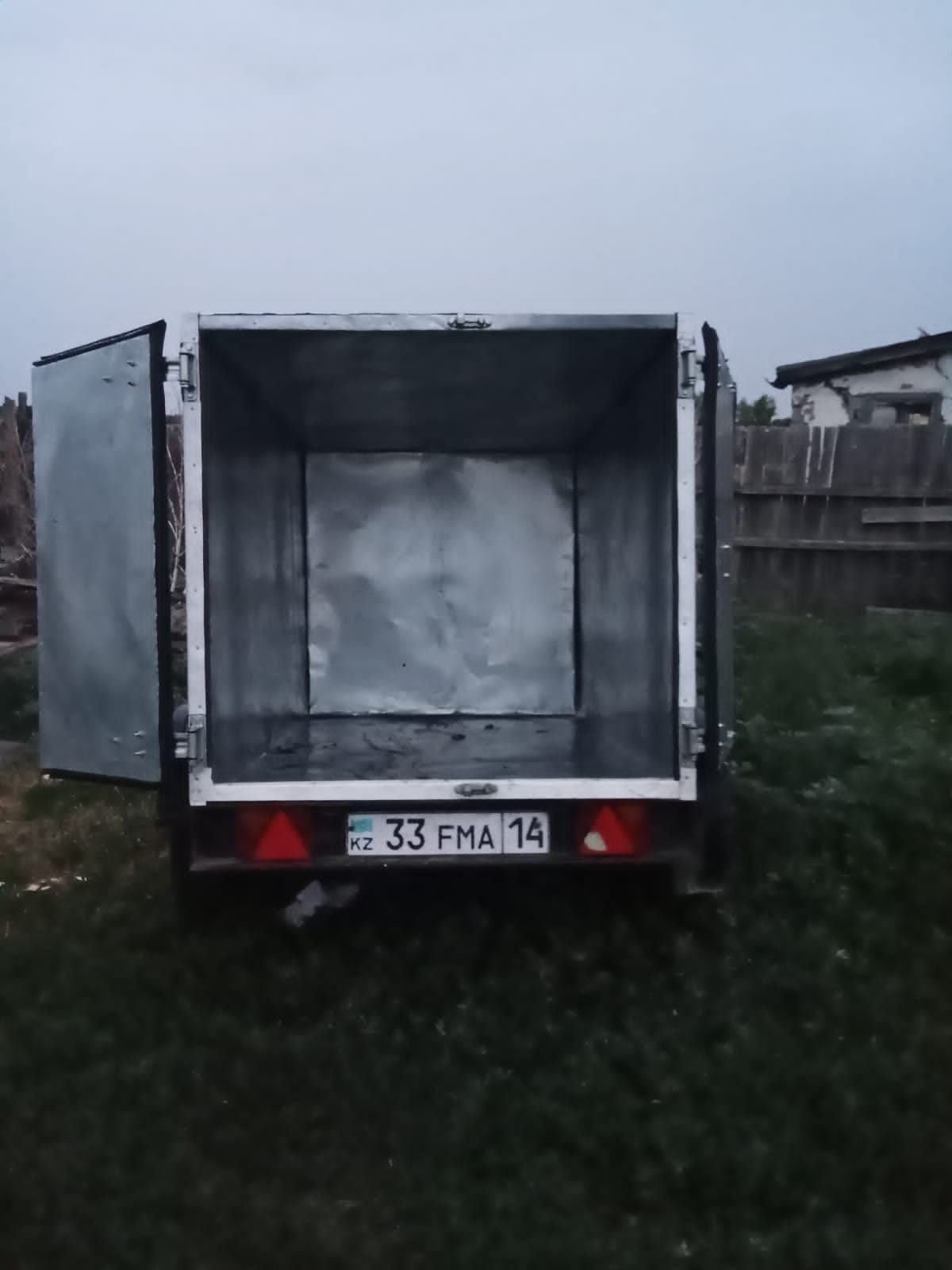 Продам прицеп термобудка