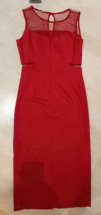 Продается платье новое