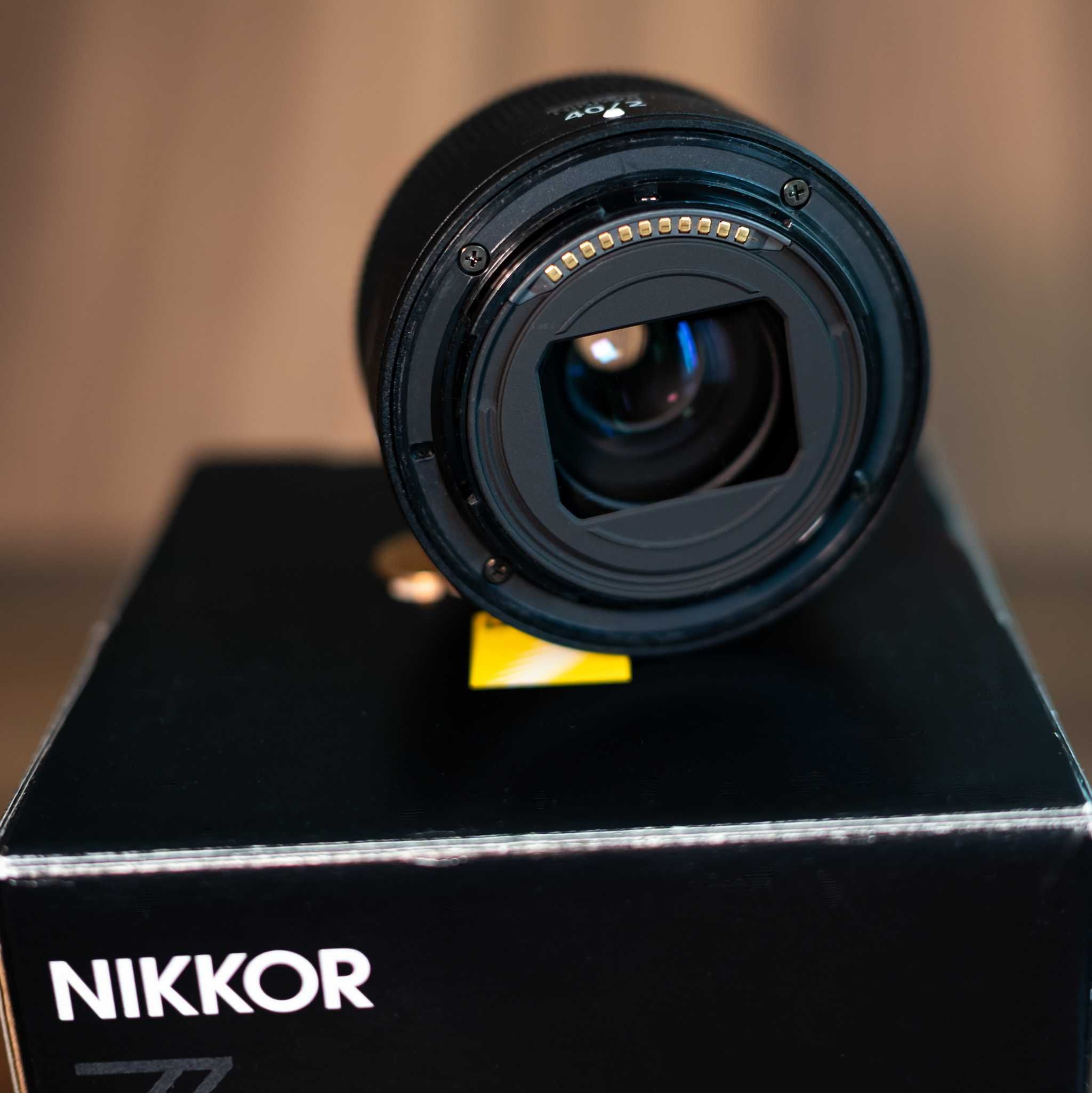 обектив Nikon NIKKOR Z 40mm f/2