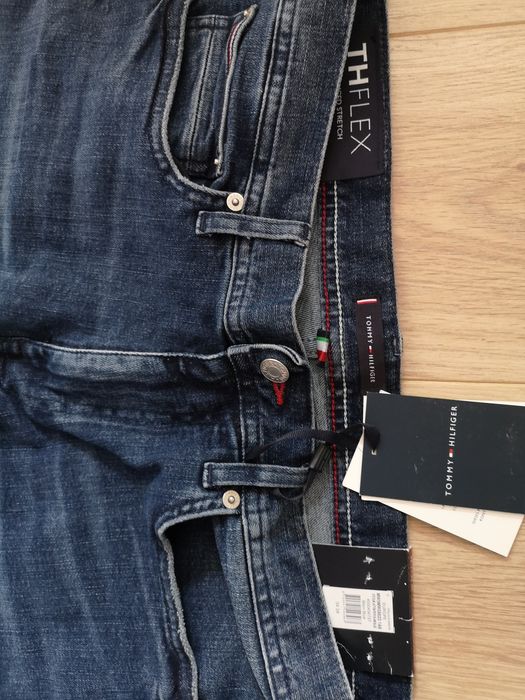 Нови дънки Tommy Hilfiger 34/34