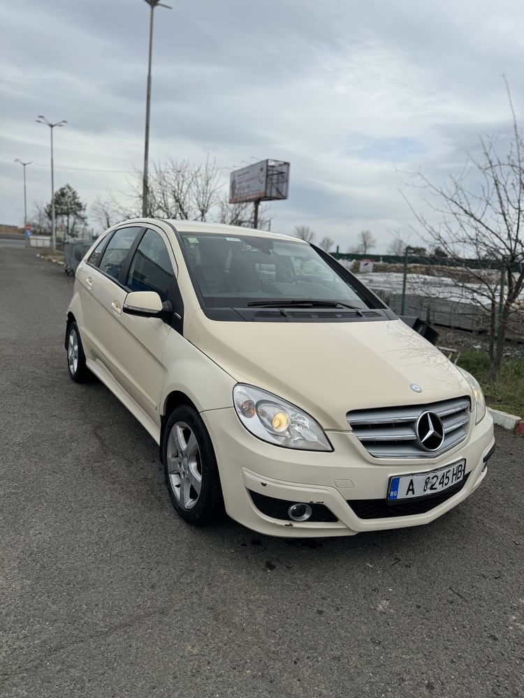 Mercedes-Benz B 180 NGT