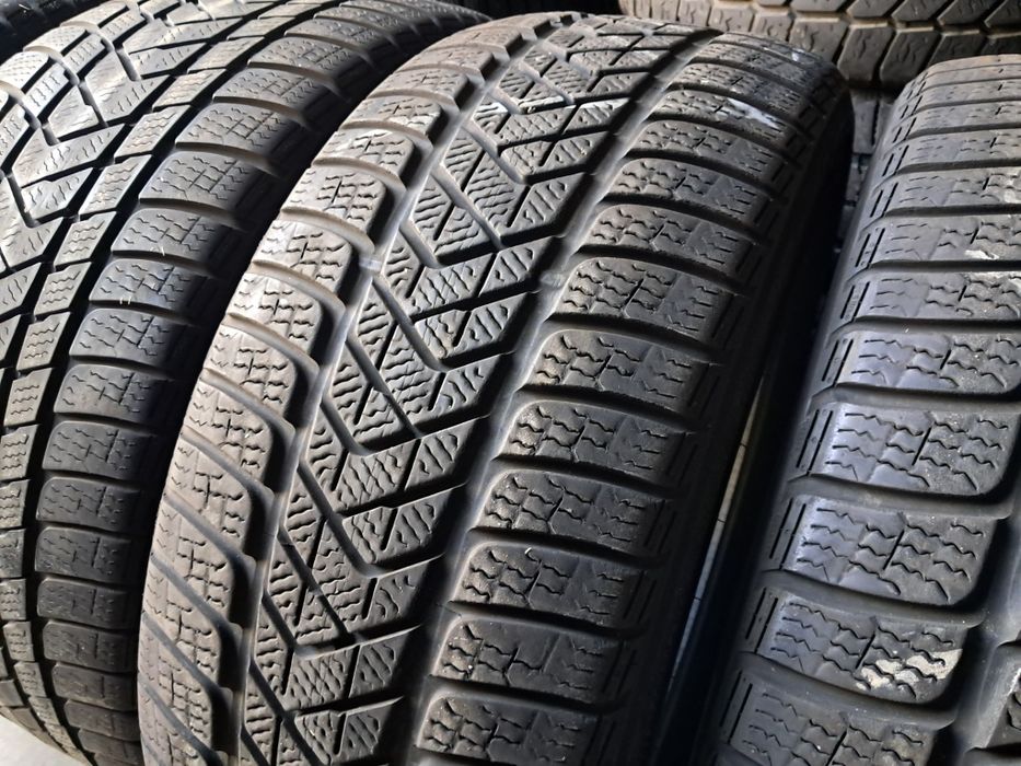 Anvelope second iarna 275 40 R19/245 45 R19 Pirelli